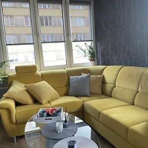  Апартаменты Grey Gucci Center