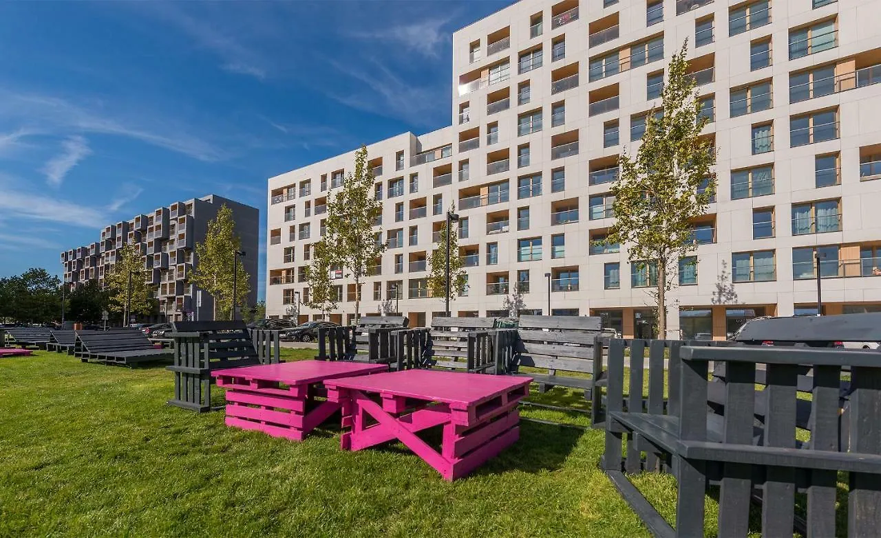 Noclegi4U Warsaw Wola Apartments